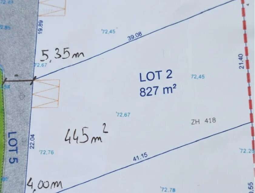Terrain à LENCLOITRE