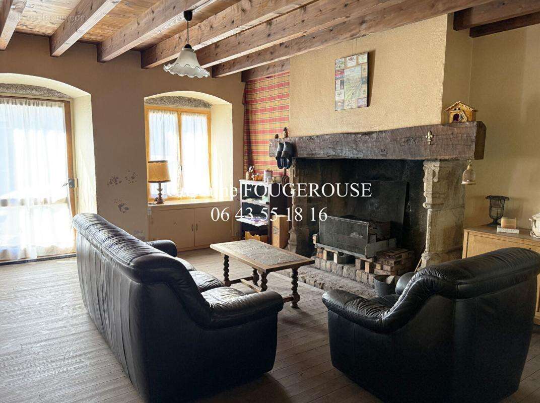 Maison à SAINT-ANTHEME