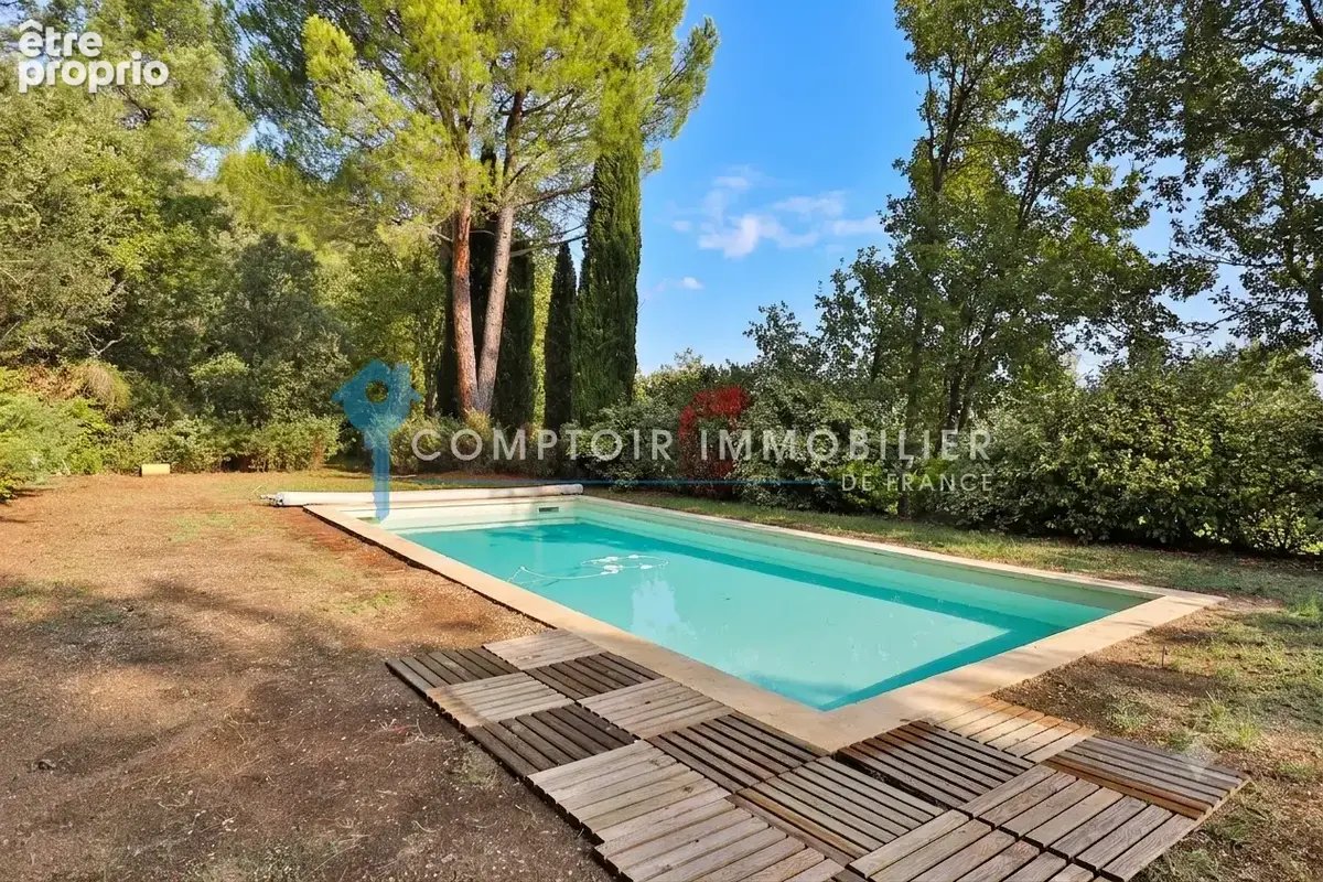 Dept 84 - Goult - Ravissante et atypique propriété en pierre 150 m2 + terrain avec garage et piscine non atten - photo 21