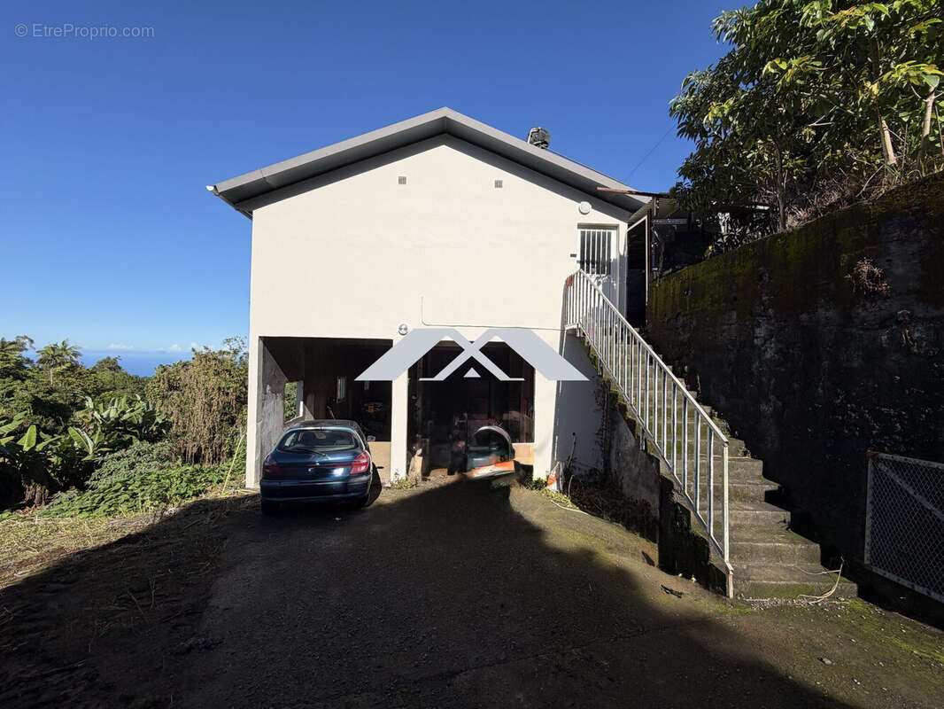 Maison à PETITE-ILE