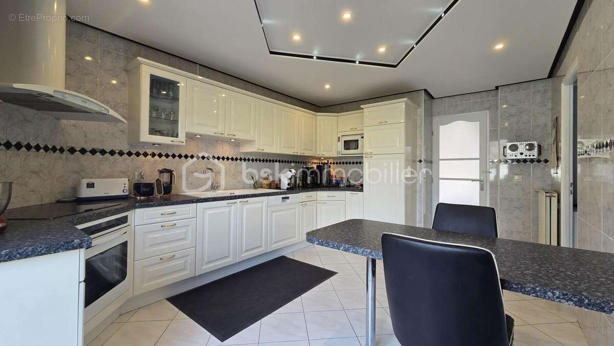 Maison à GRETZ-ARMAINVILLIERS