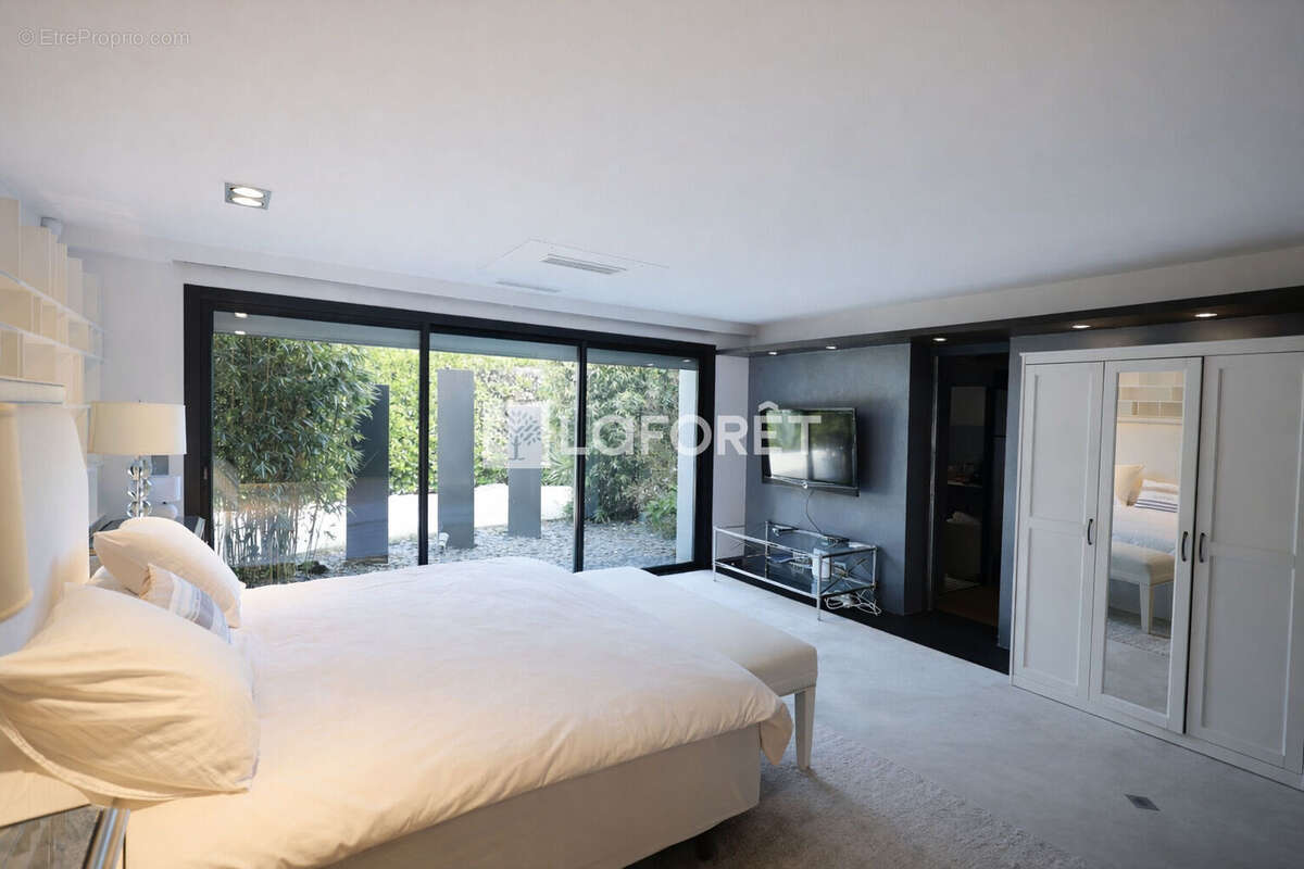 Maison à MOUGINS