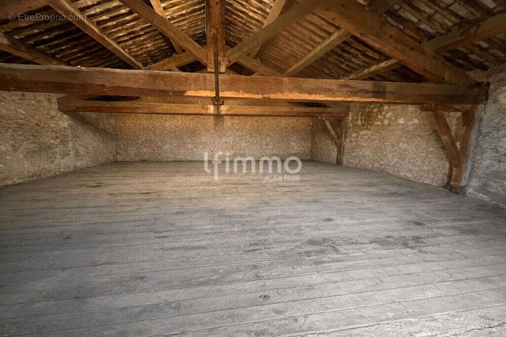 Bâtiment 240m² à Narbonne : La pépite que tout le monde cherche - photo 3