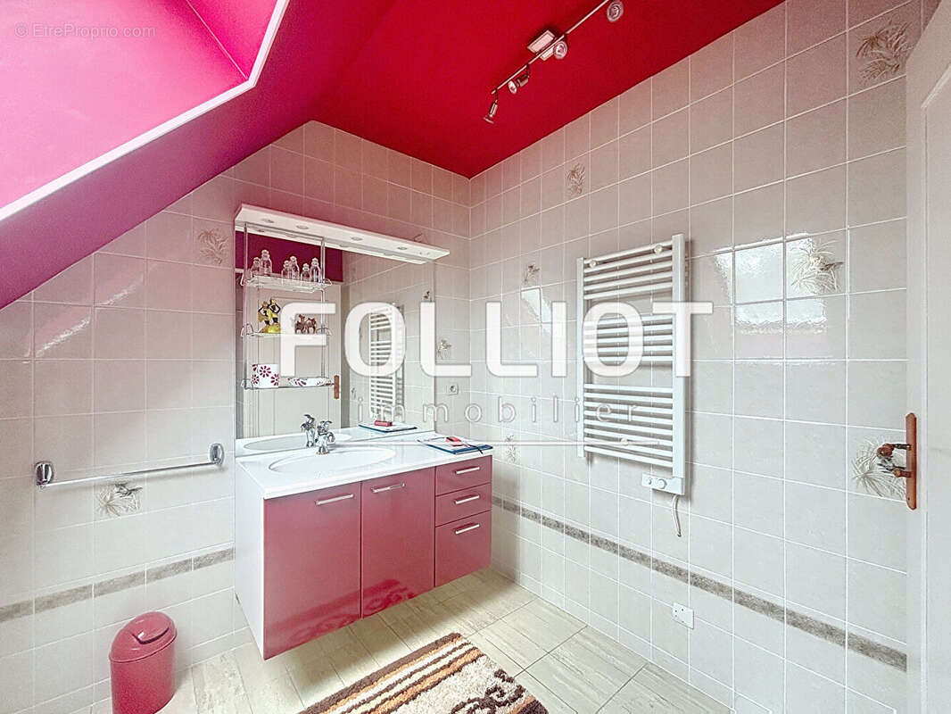 Maison à GONNEVILLE-SUR-MER