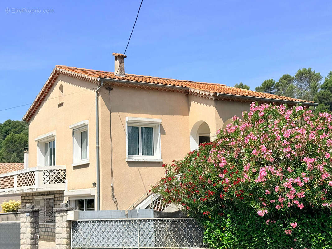 Maison à BUIS-LES-BARONNIES
