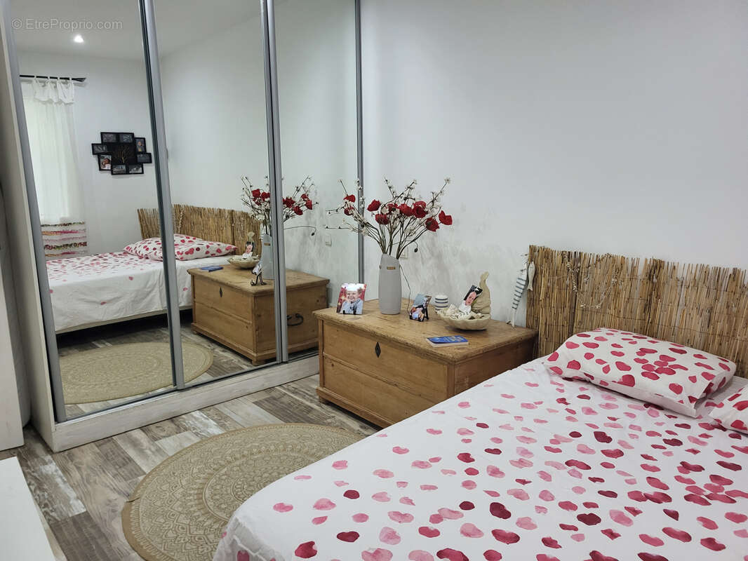 Appartement à SAINT-MARTIN-DE-CRAU