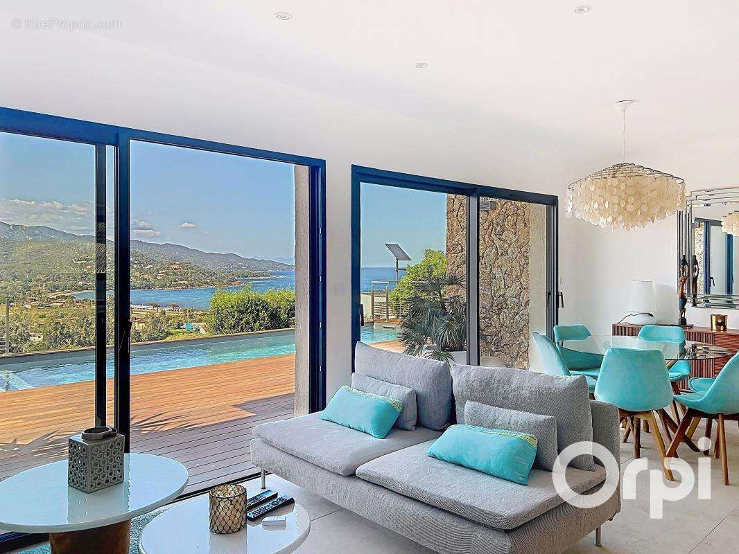 Maison à PORTO-VECCHIO