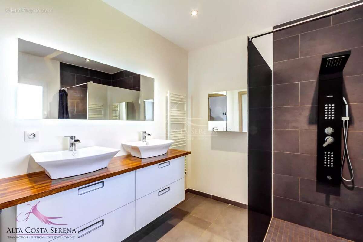 Maison à PRUNELLI-DI-FIUMORBO