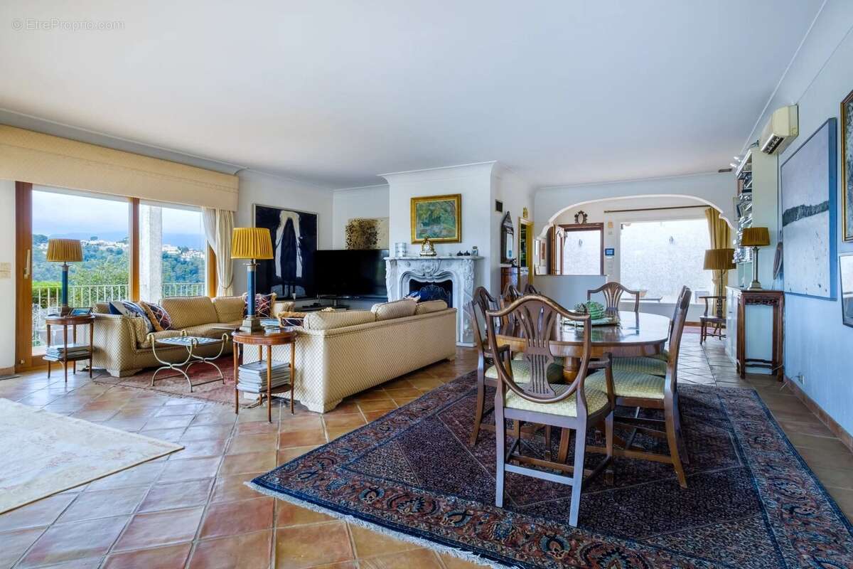 Maison à CAGNES-SUR-MER