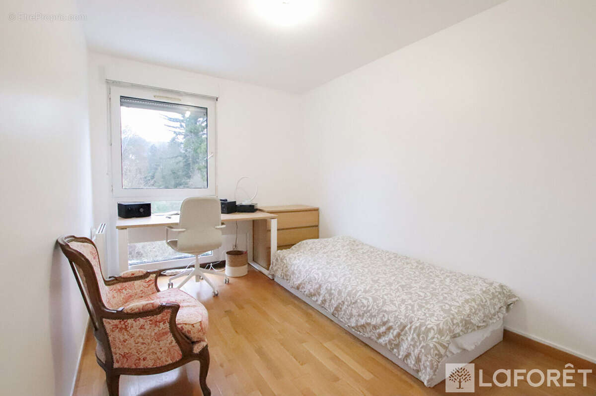 Appartement à GIF-SUR-YVETTE