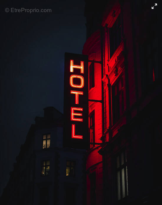 Commerce à LA COUARDE-SUR-MER