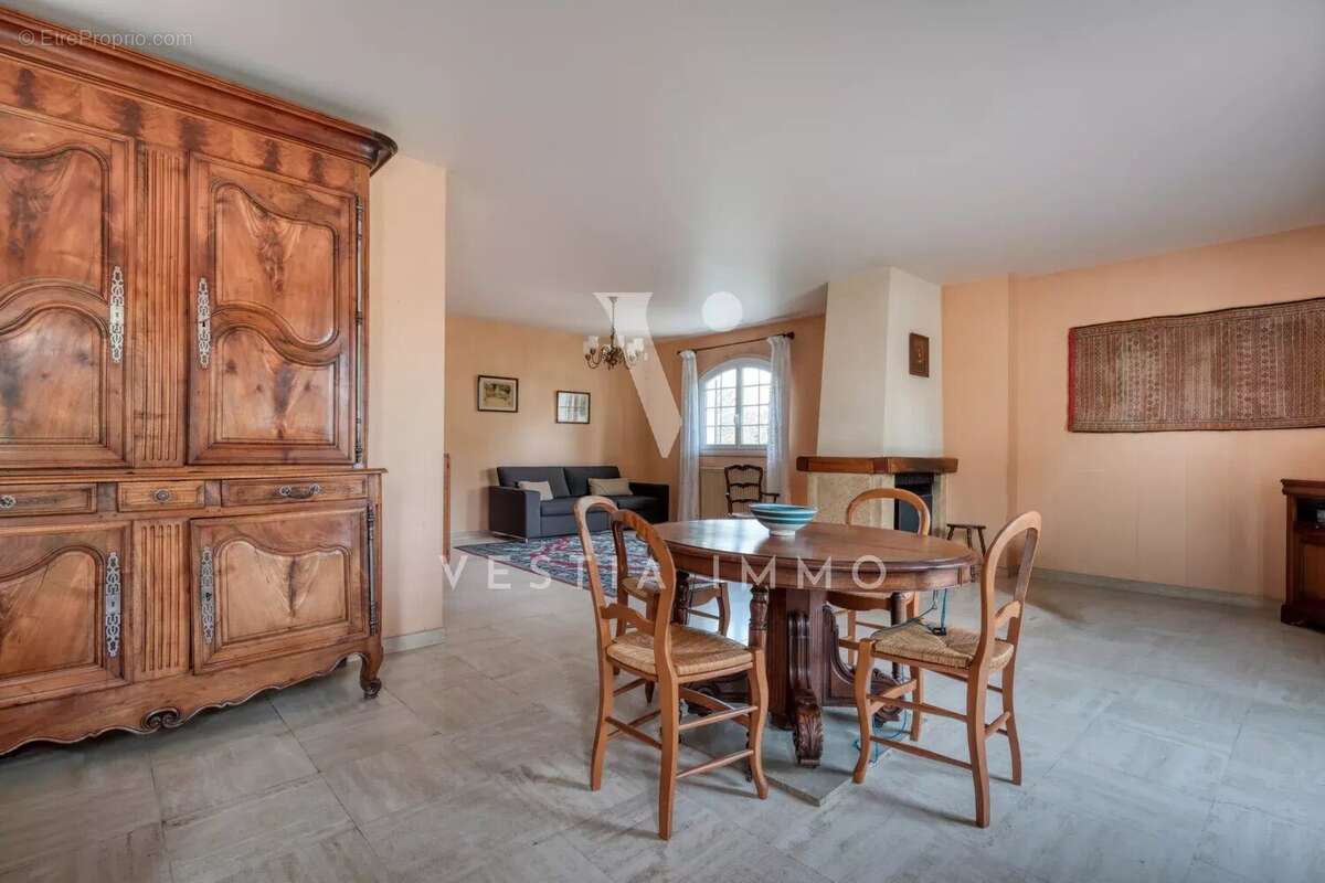 Maison à DOURDAN