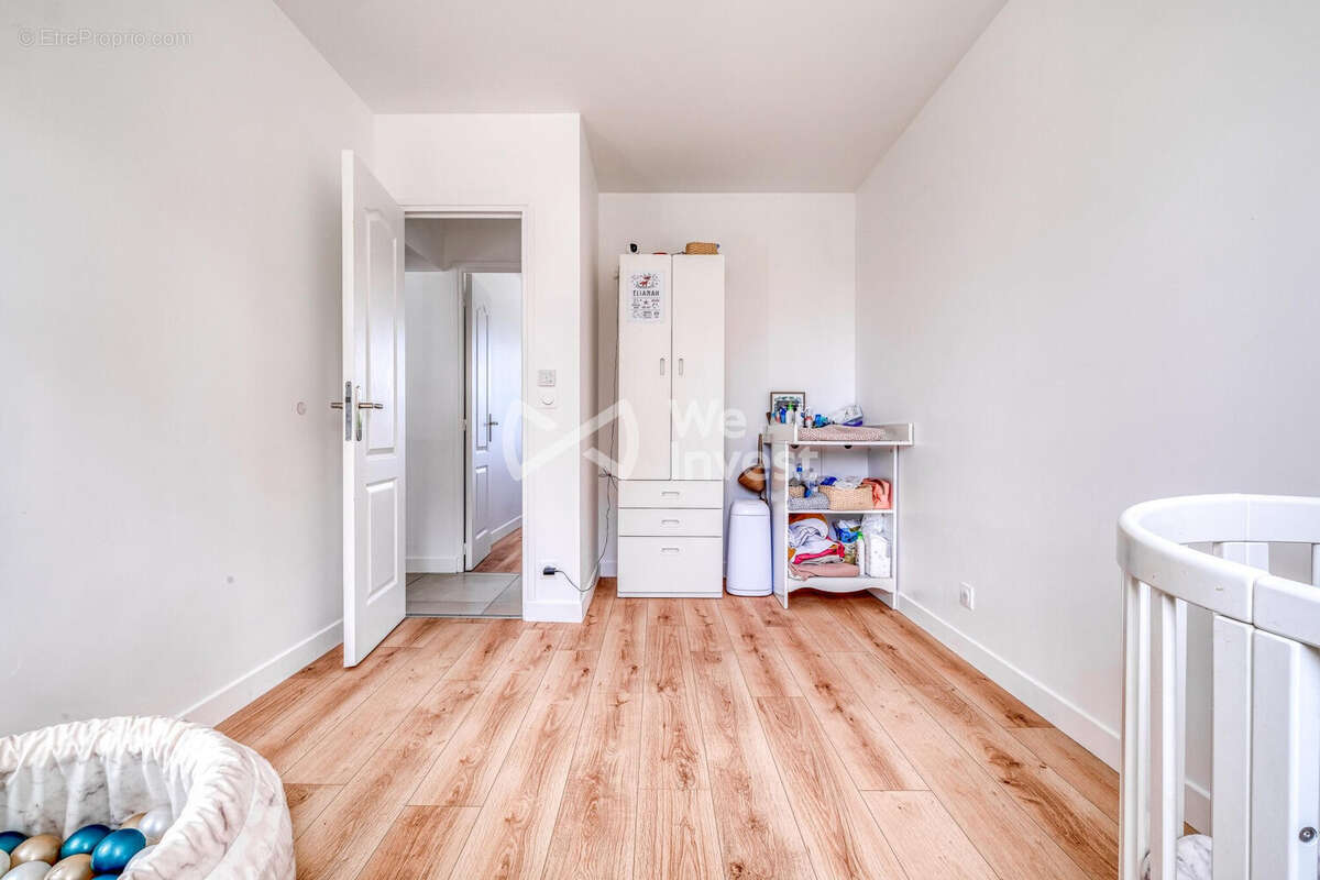 Maison à CRECY-LA-CHAPELLE