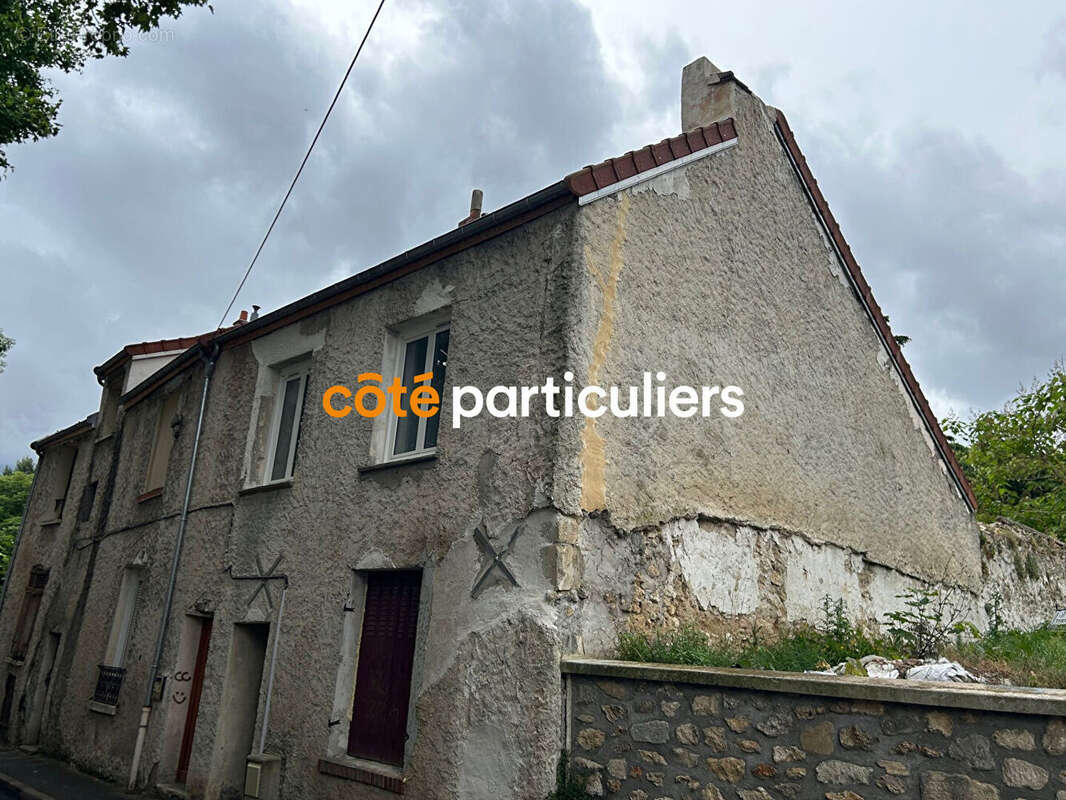 Appartement à VILLENEUVE-LE-ROI