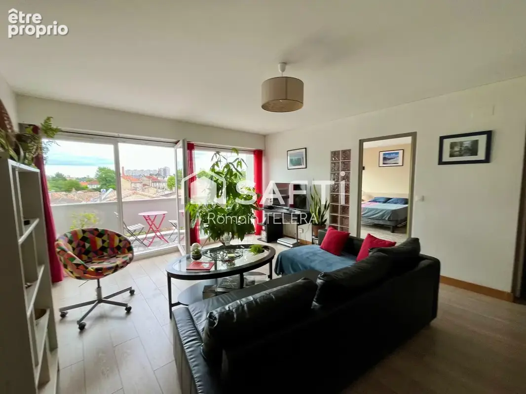 Photo 1 - Appartement à BORDEAUX