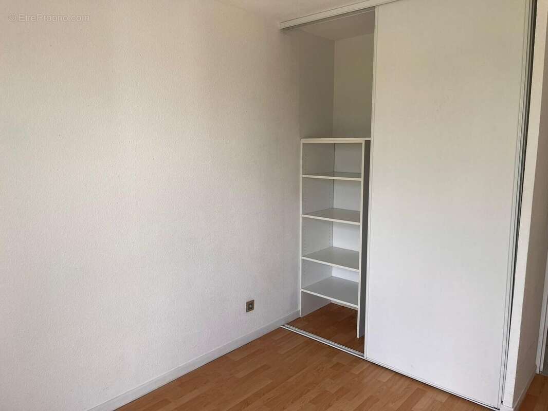 Photo 4 - Appartement à LA RIVIERE-SAINT-SAUVEUR