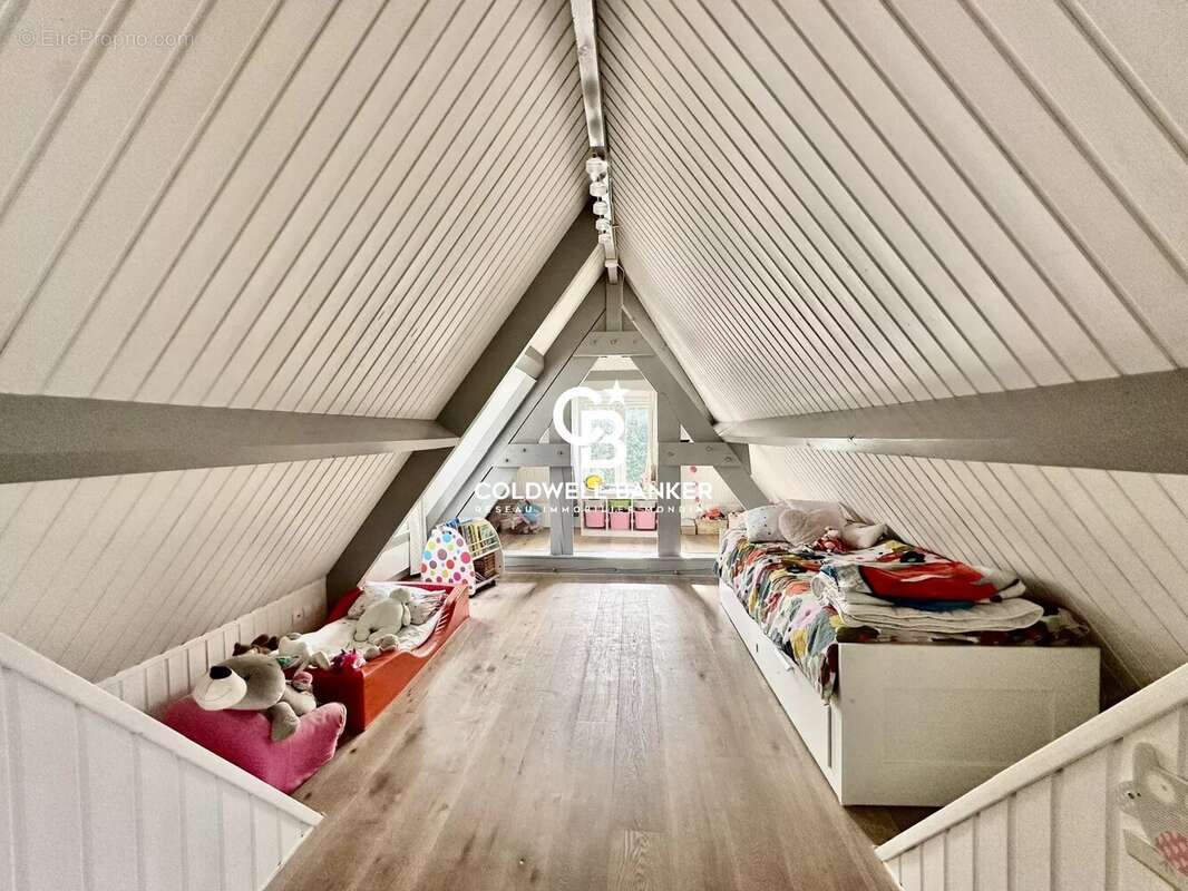 Maison à LE VESINET