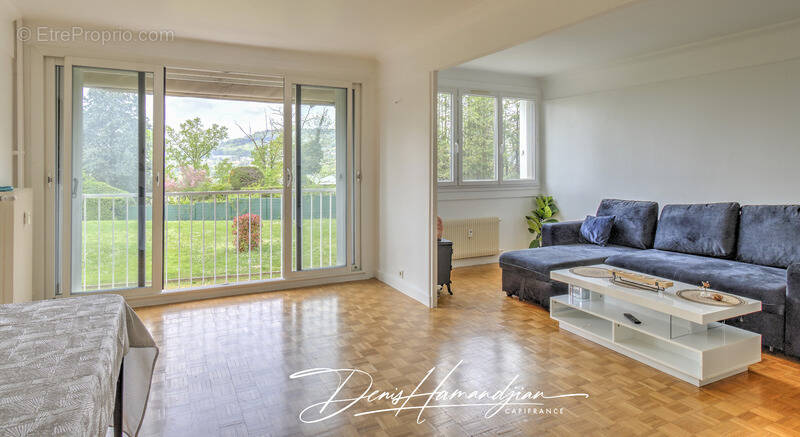 Appartement à FONTAINES-SUR-SAONE