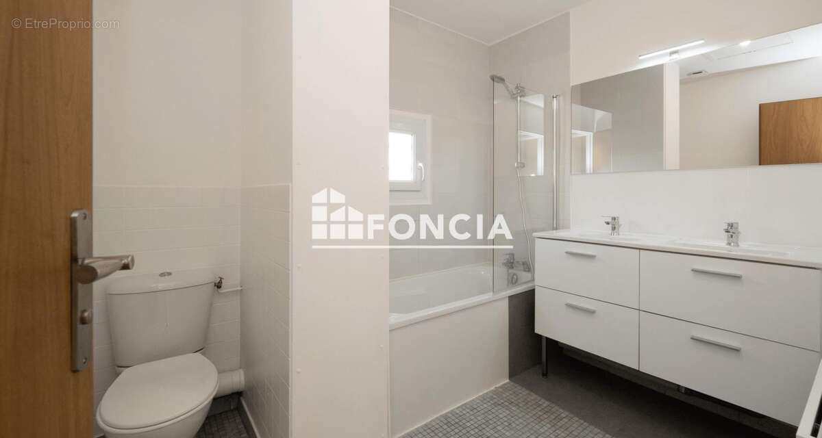 GUILHERAND-GRANGES - Maison 106 m² avec 3 chambres avec garage - photo 8