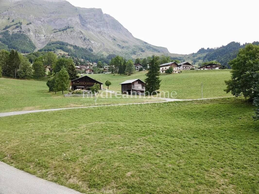 Terrain à LA GIETTAZ