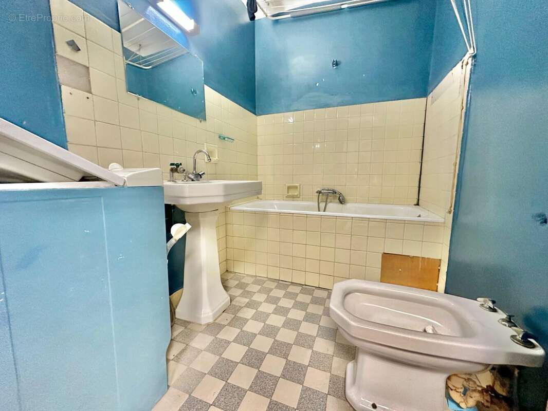 Appartement à ROQUEBRUNE-CAP-MARTIN