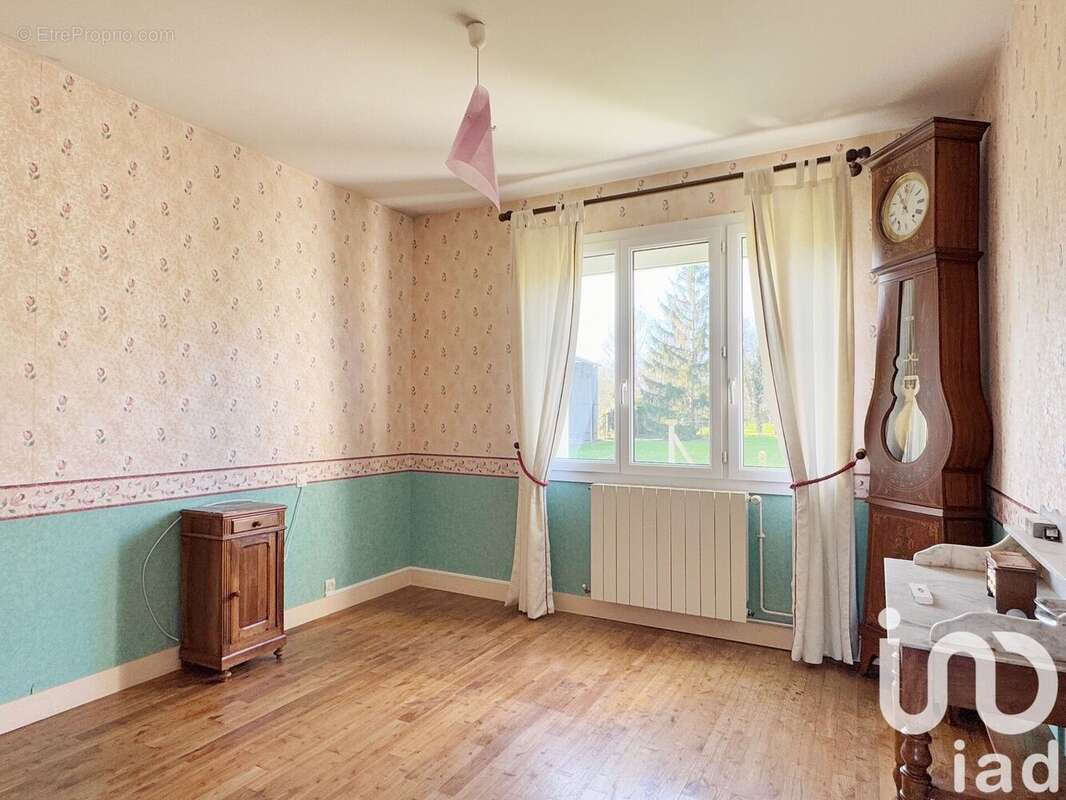 Maison 160 m² à Raix  - photo 5