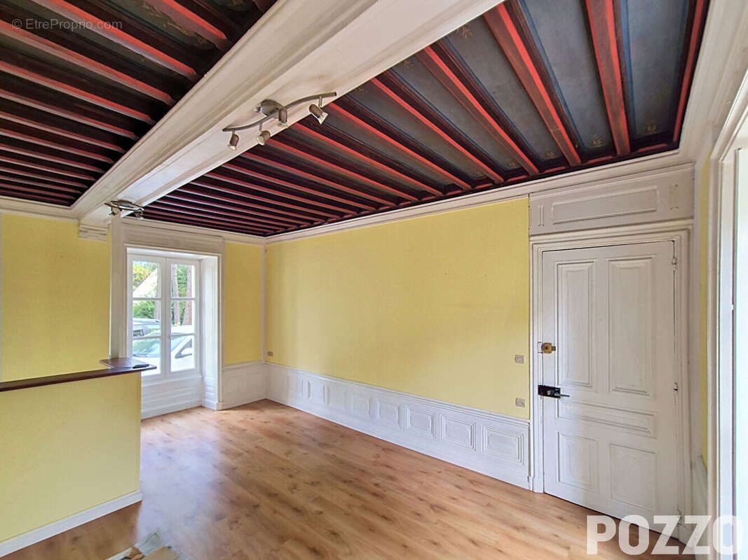 A Vendre Maison de Maître située à Douvres-la-Délivrande (14440) - photo 8