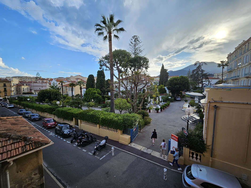 Appartement à MENTON