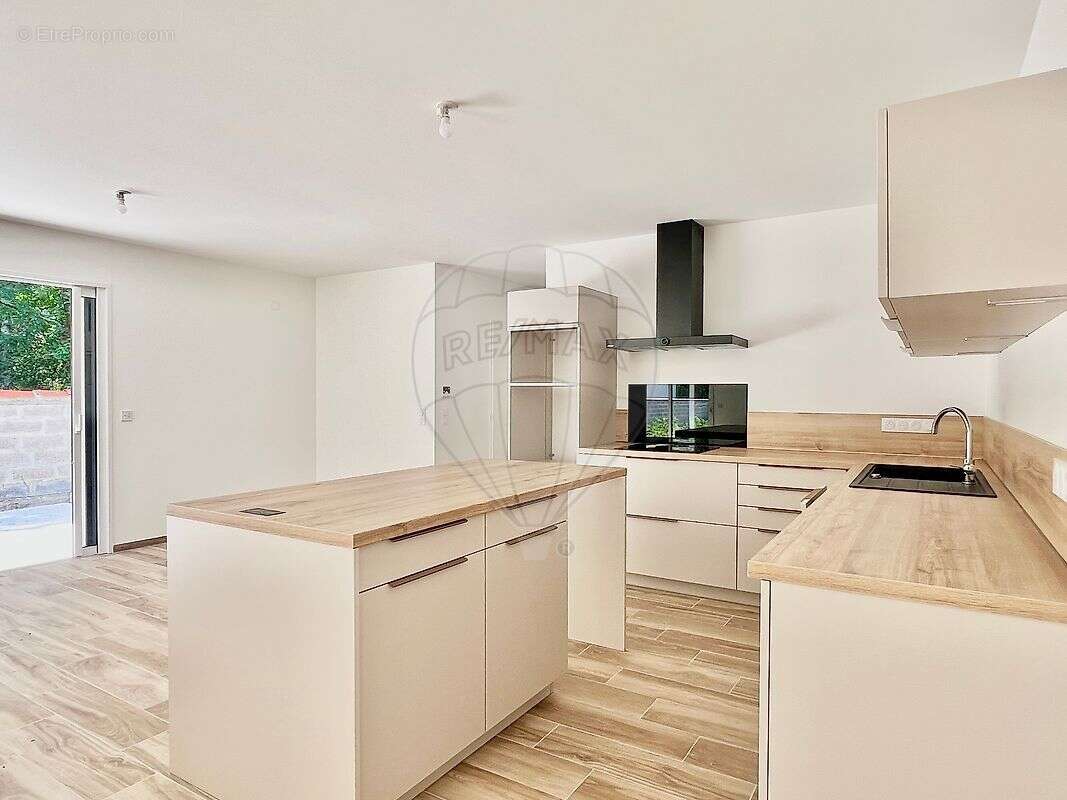 Maison à LA TREMBLADE