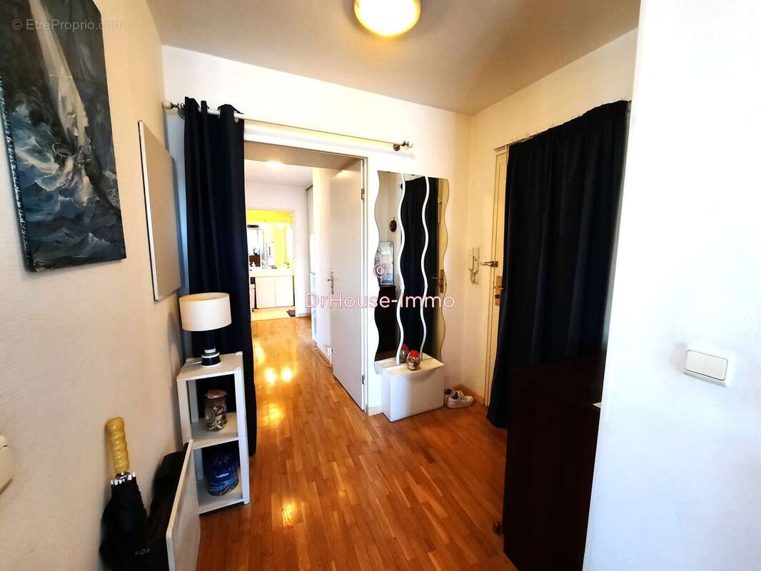 Appartement à LE BOURGET