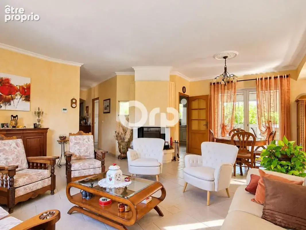 Saint-Christol-lès-Alès – Villa de 247 m² – 6 chambres  Vue Cévennes - photo 8
