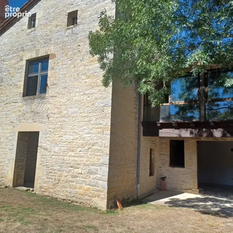 Maison à FENEYROLS
