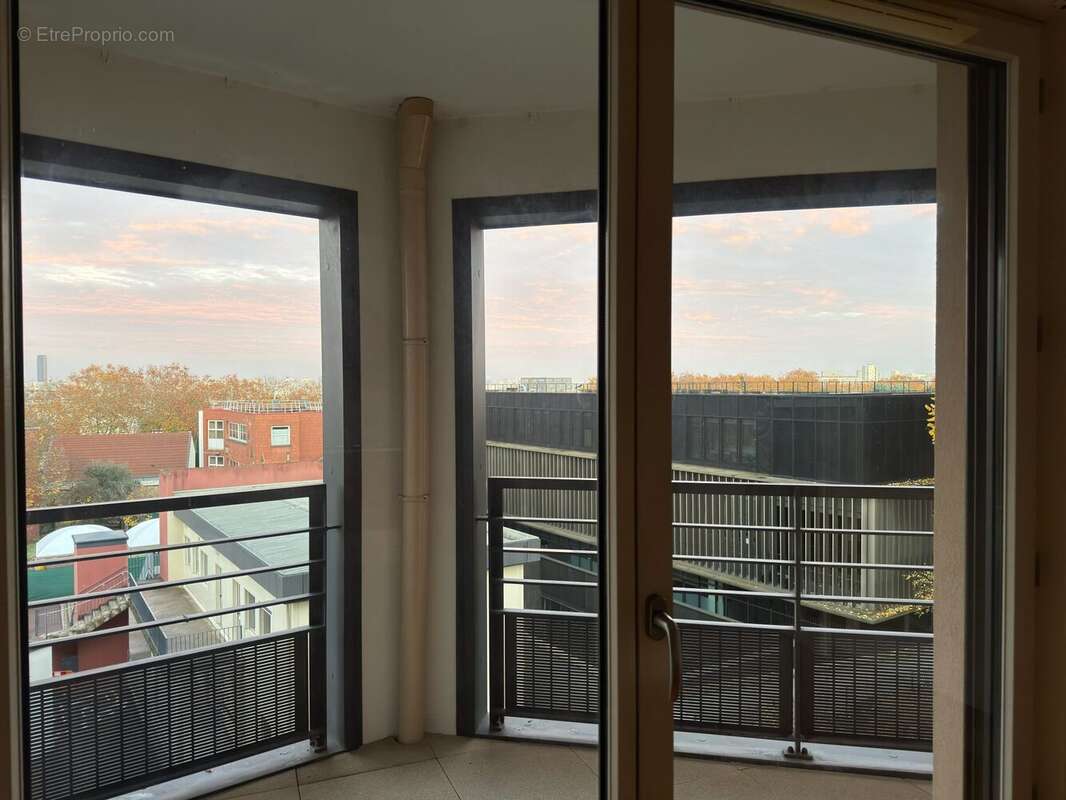 Appartement à ISSY-LES-MOULINEAUX