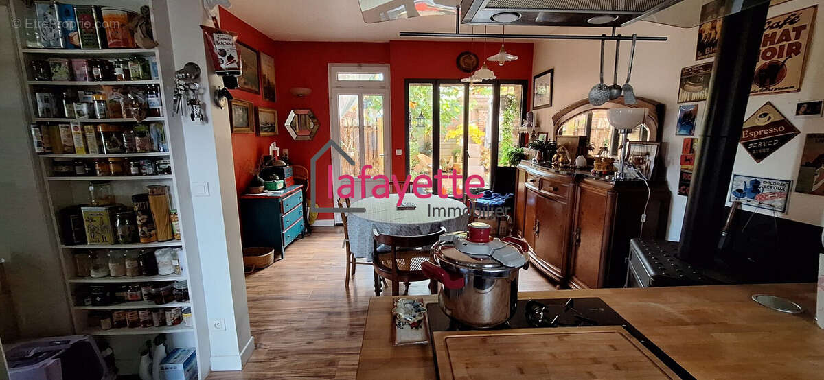 Maison à VILLEQUIER