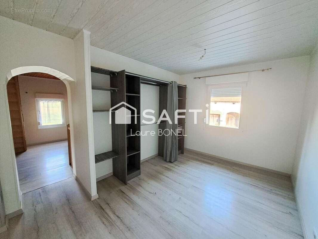 Photo 6 - Maison à DOMVALLIER