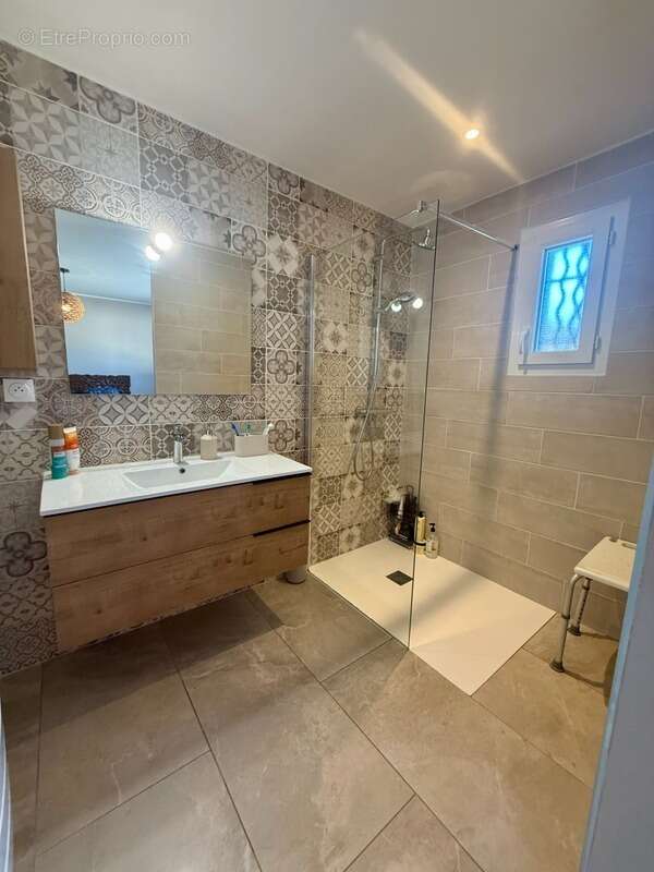 Maison à VILLEMOUSTAUSSOU