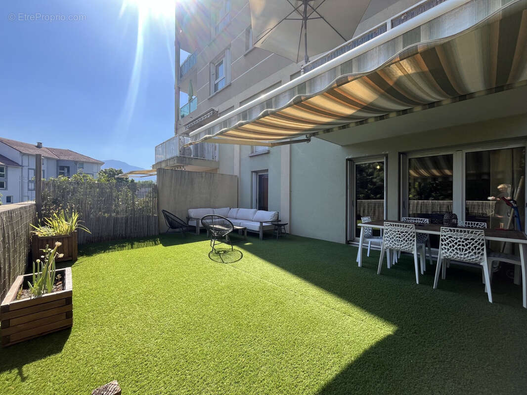 Appartement à GIERES