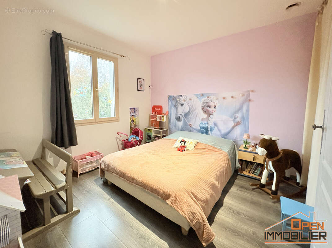 Maison à CARSAC-AILLAC