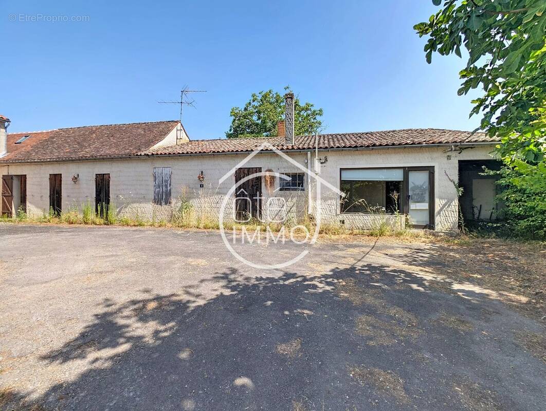 Maison à LA FORCE