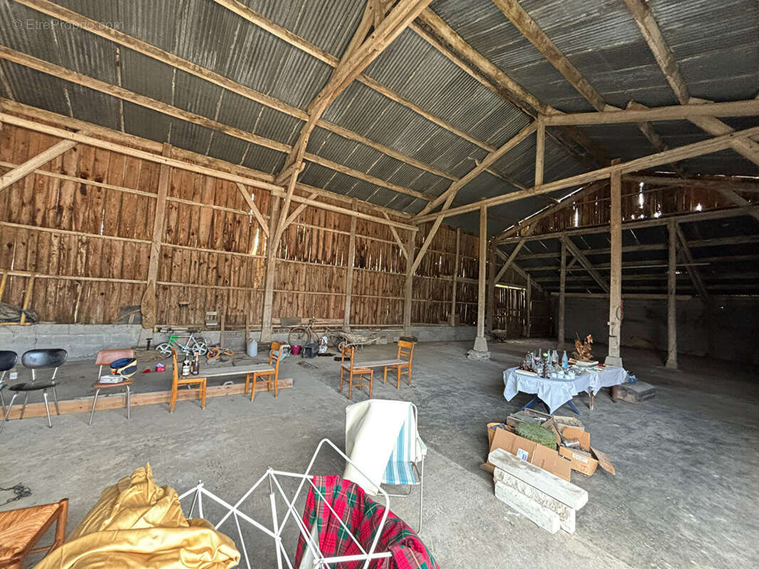 Maison à BEAUFORT-EN-VALLEE