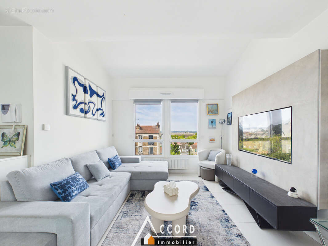 Appartement à SARTROUVILLE