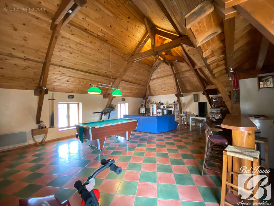 Maison à HIERES-SUR-AMBY