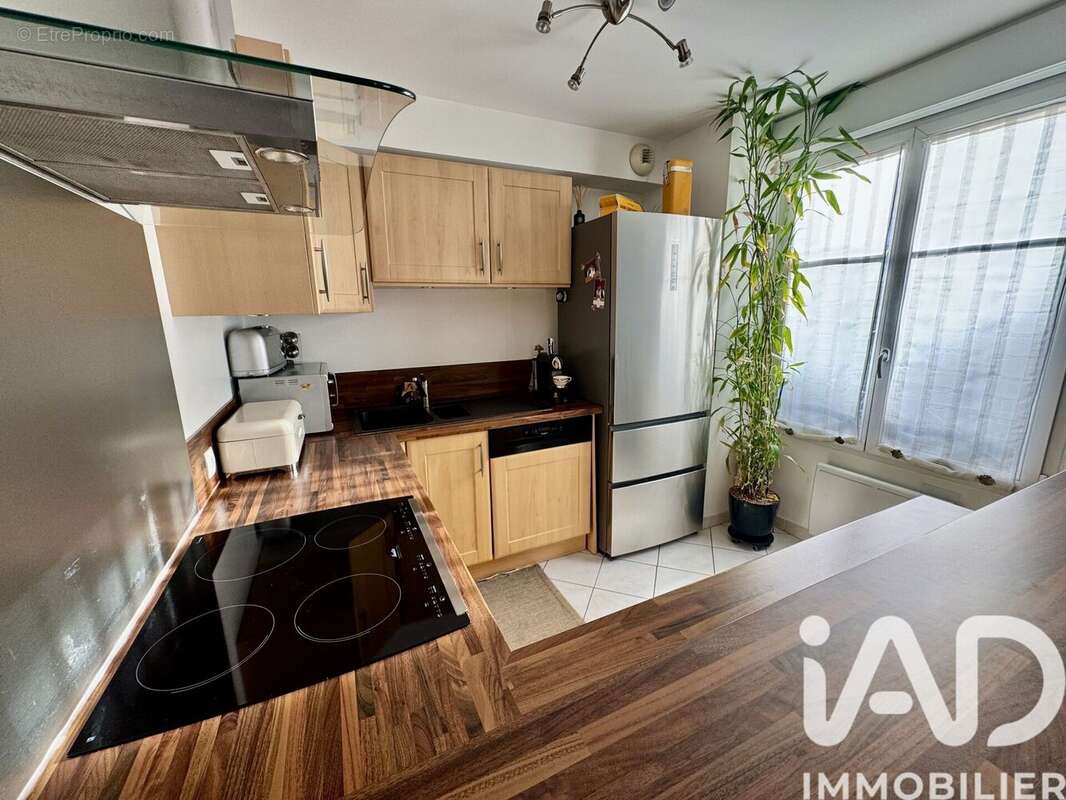 Photo 7 - Appartement à LA GARENNE-COLOMBES