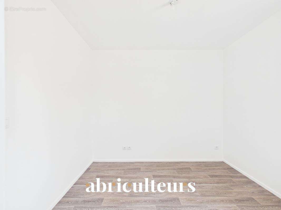 Appartement à SURVILLIERS