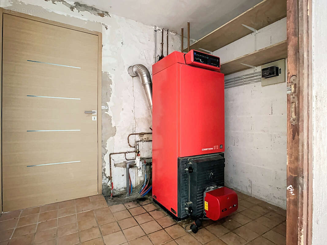 Maison à MONTMIRAIL