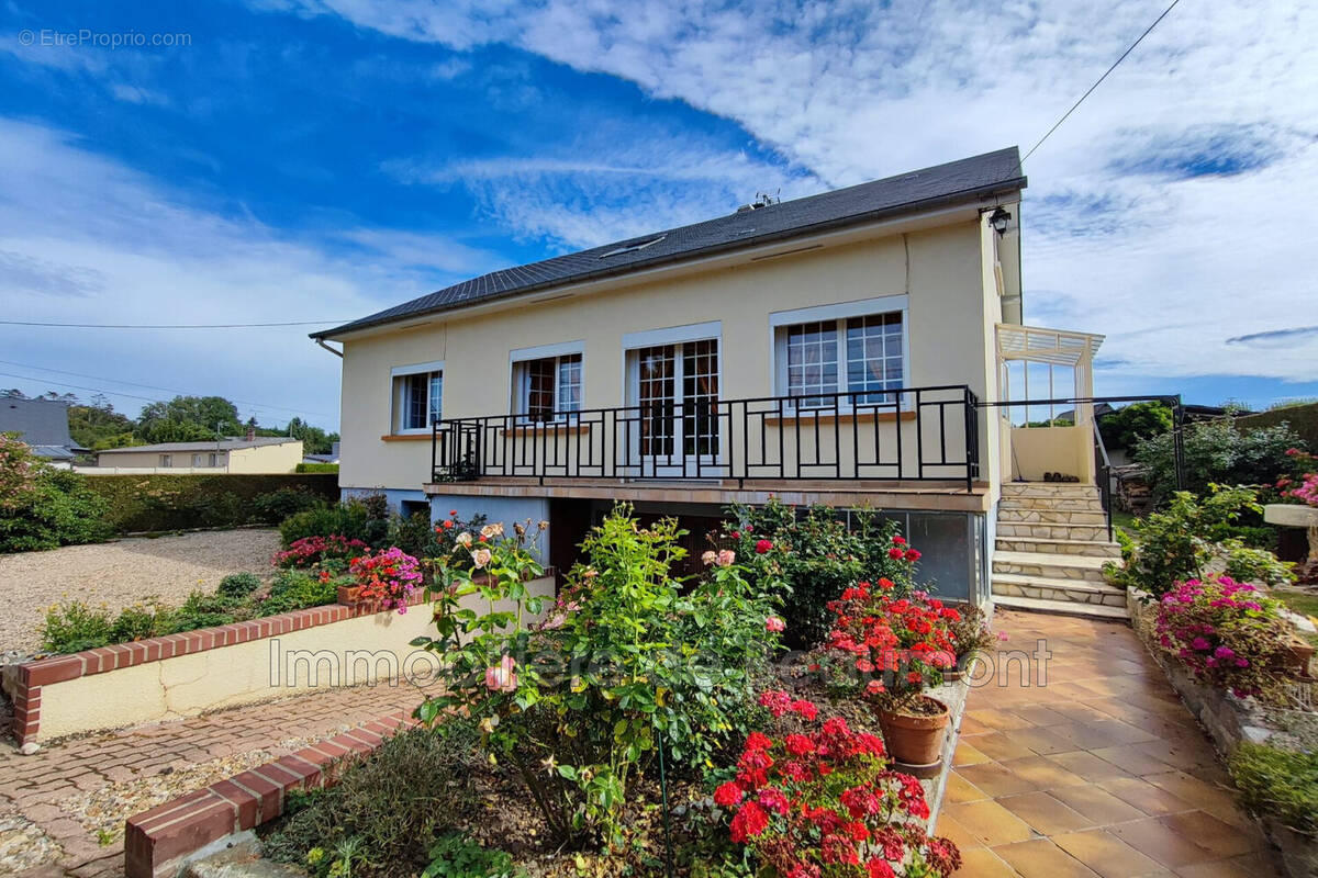 Maison à BEAUMONT-LE-ROGER