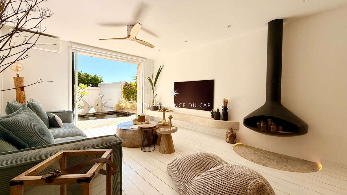 Appartement à LES ISSAMBRES