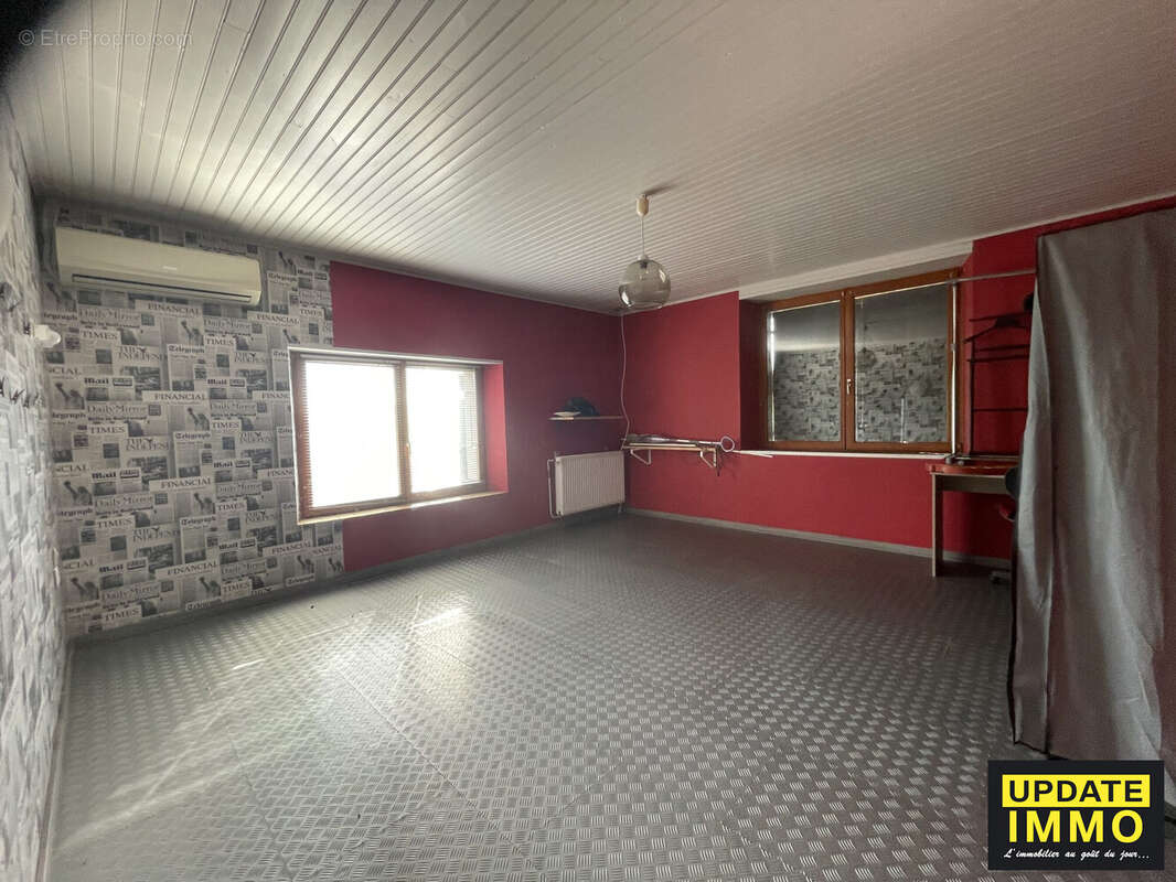 Maison 303 m² à Jesonville  - photo 8