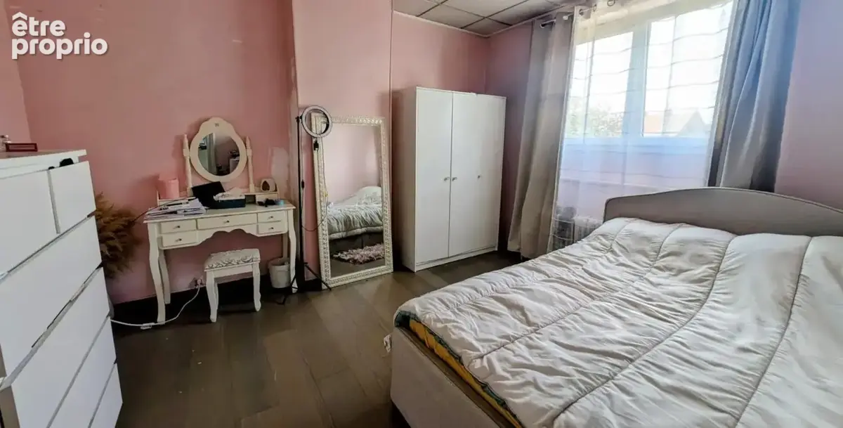 Maison semi-individuelles 3 chambres, grand extérieur, stationnement sécurisé 2 à 3 véhicules, proche centre ville - photo 10