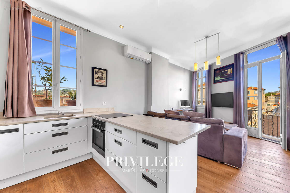 Appartement à CANNES